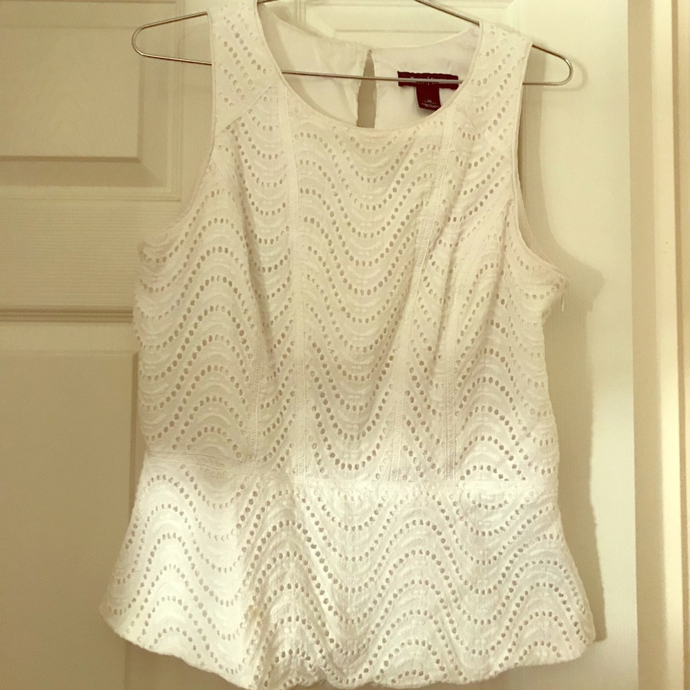 WHITE PEPLUM SHELL